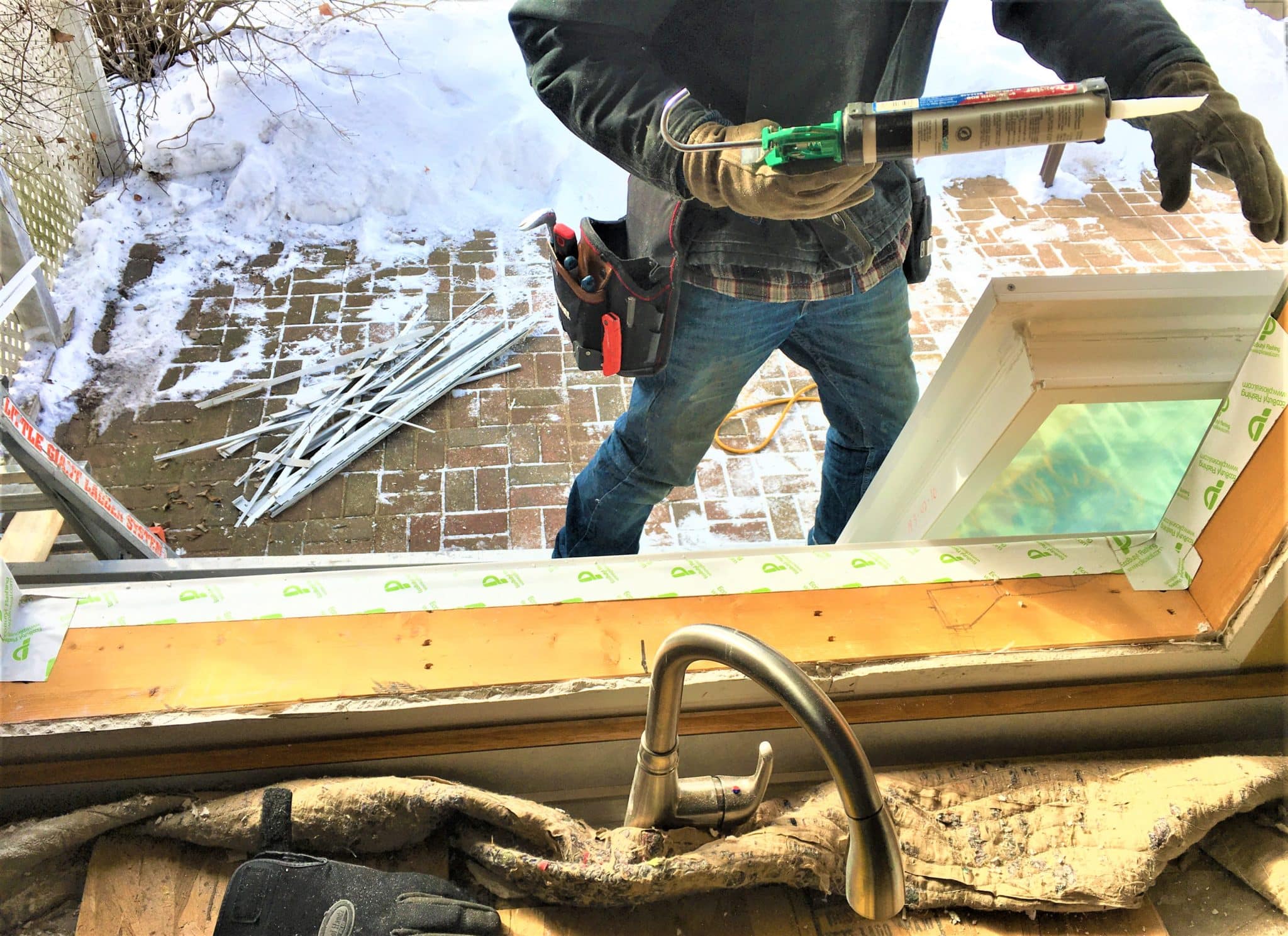 winter window installation