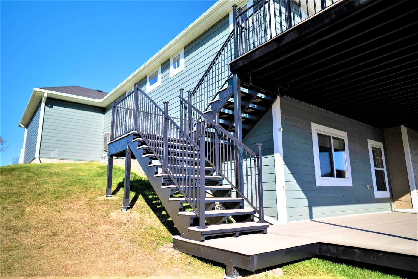 composite deck and metal railings installed on Twin Cities home
